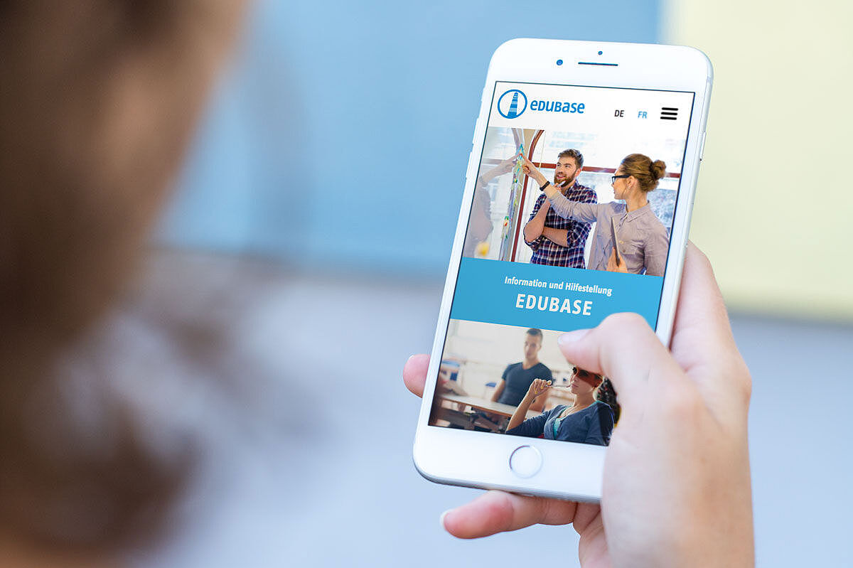 Edubase Website Mobilansicht